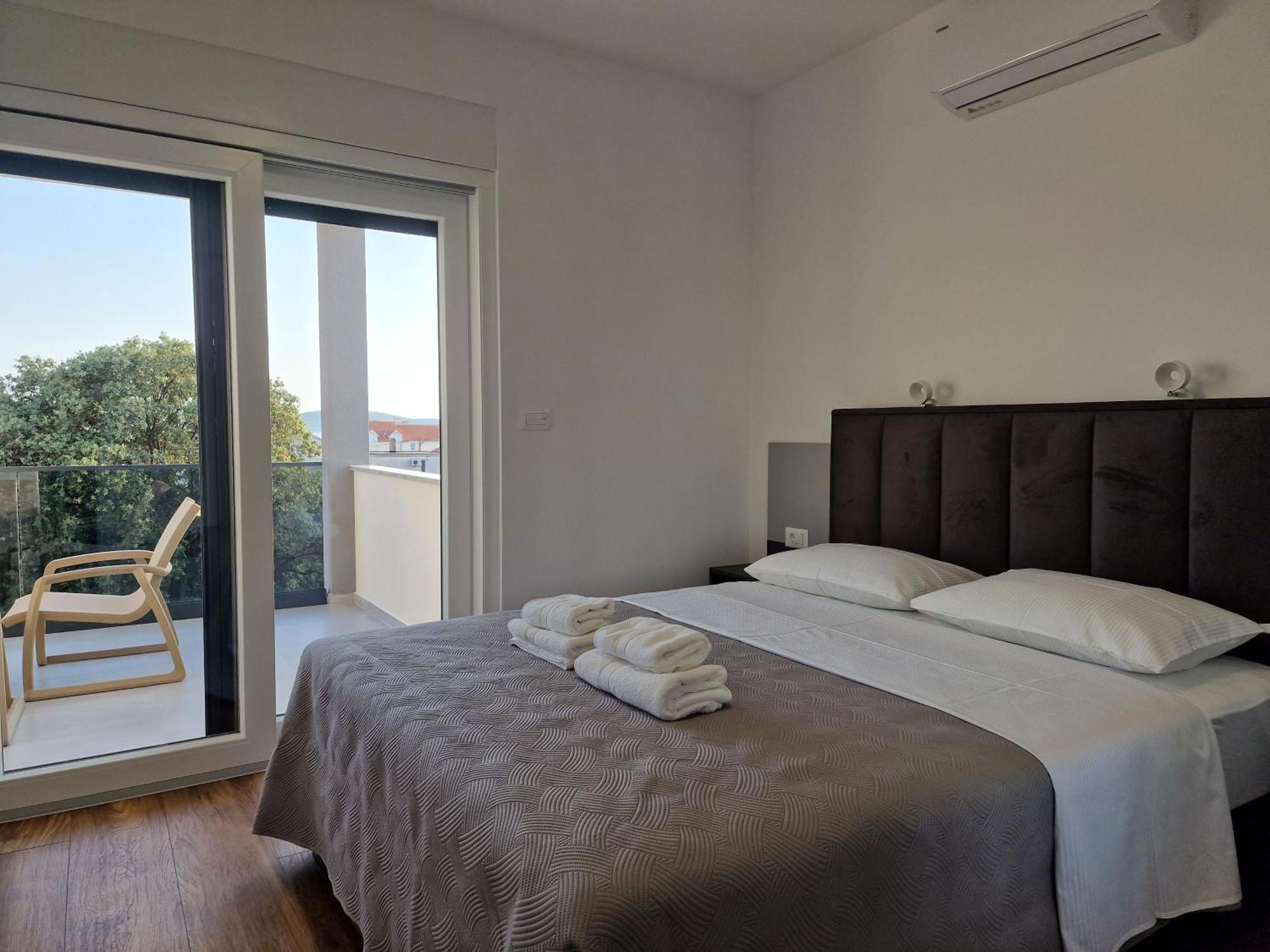 Apartments Okit Vodice Exteriör bild